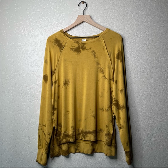 JoyLab Women's Soft Lightweight Sweatshirt Tie Dye Pattern Mustard Yellow - Picture 4 of 12